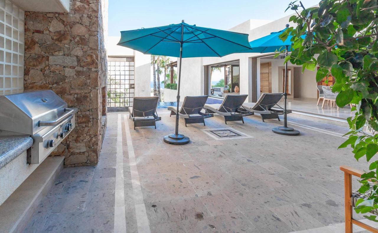 Contemporary Villa With 2 Pools, Walking Distance To Beach And Butler Included Cabo San Lucas Extérieur photo