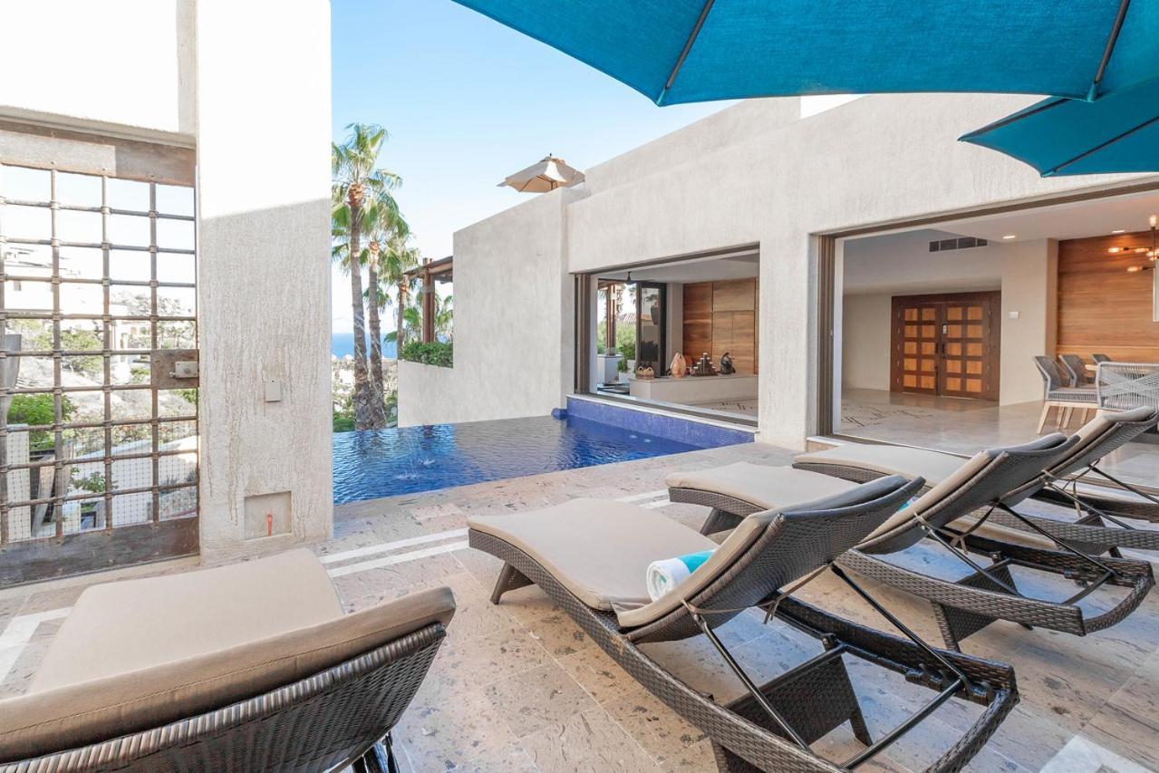 Contemporary Villa With 2 Pools, Walking Distance To Beach And Butler Included Cabo San Lucas Extérieur photo