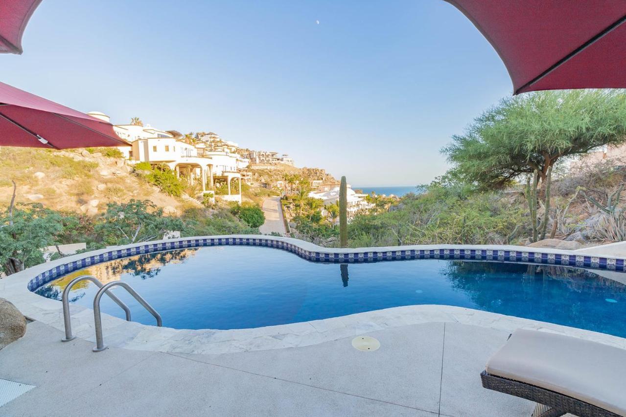 Contemporary Villa With 2 Pools, Walking Distance To Beach And Butler Included Cabo San Lucas Extérieur photo