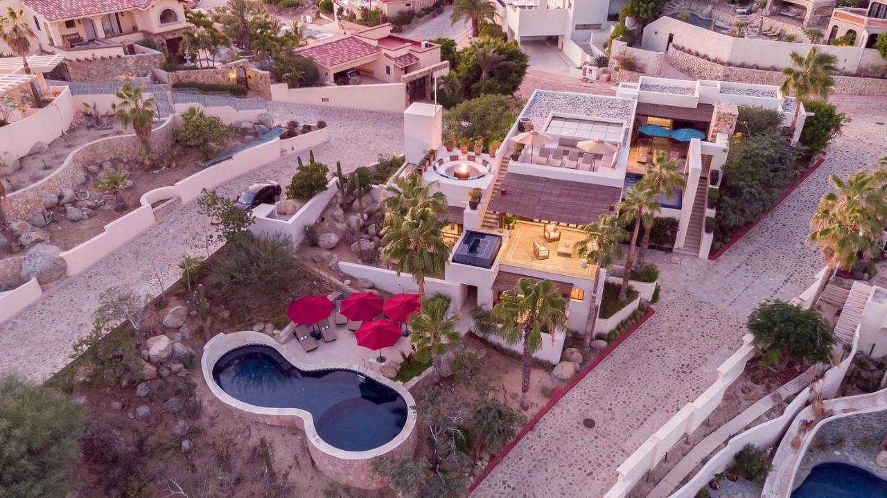 Contemporary Villa With 2 Pools, Walking Distance To Beach And Butler Included Cabo San Lucas Extérieur photo